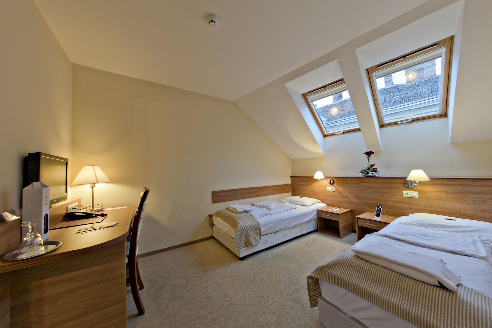 Hotel Civitas 4*