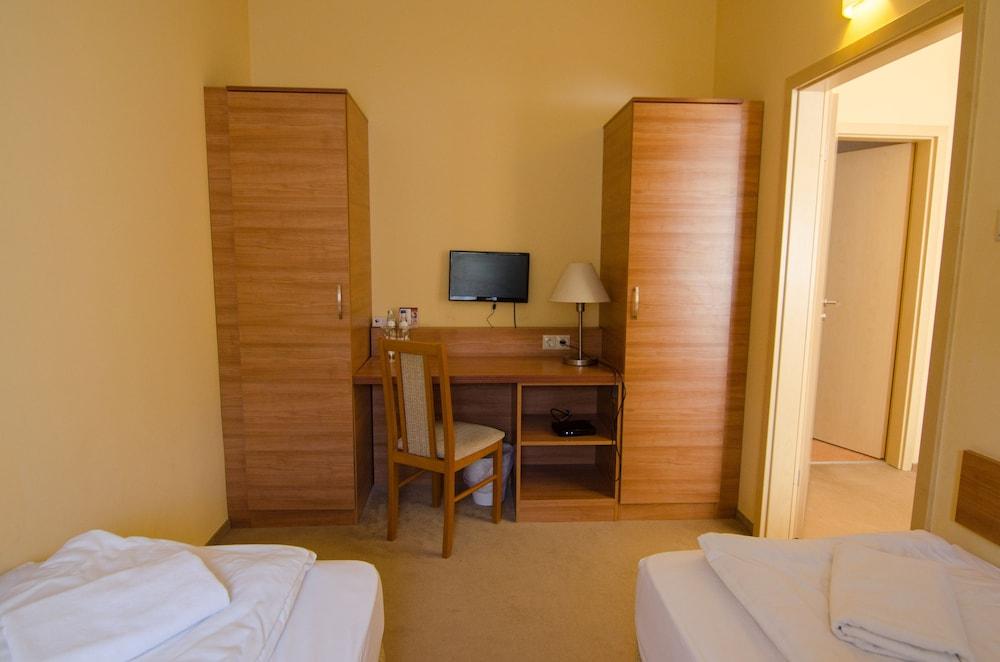 Hotel Civitas 4*