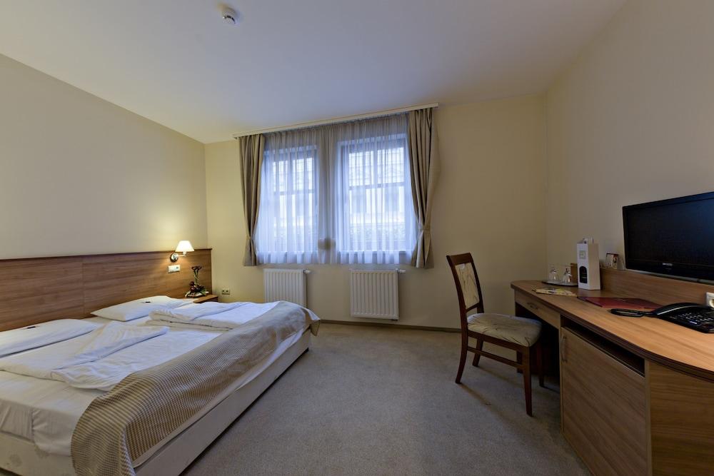 Civitas Hotel