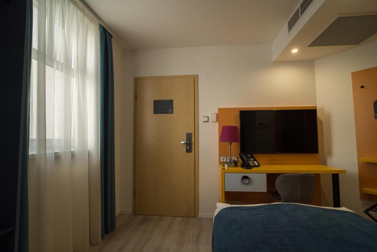 Civitas 4*